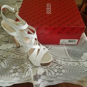 Guess Kylipso platform shoes